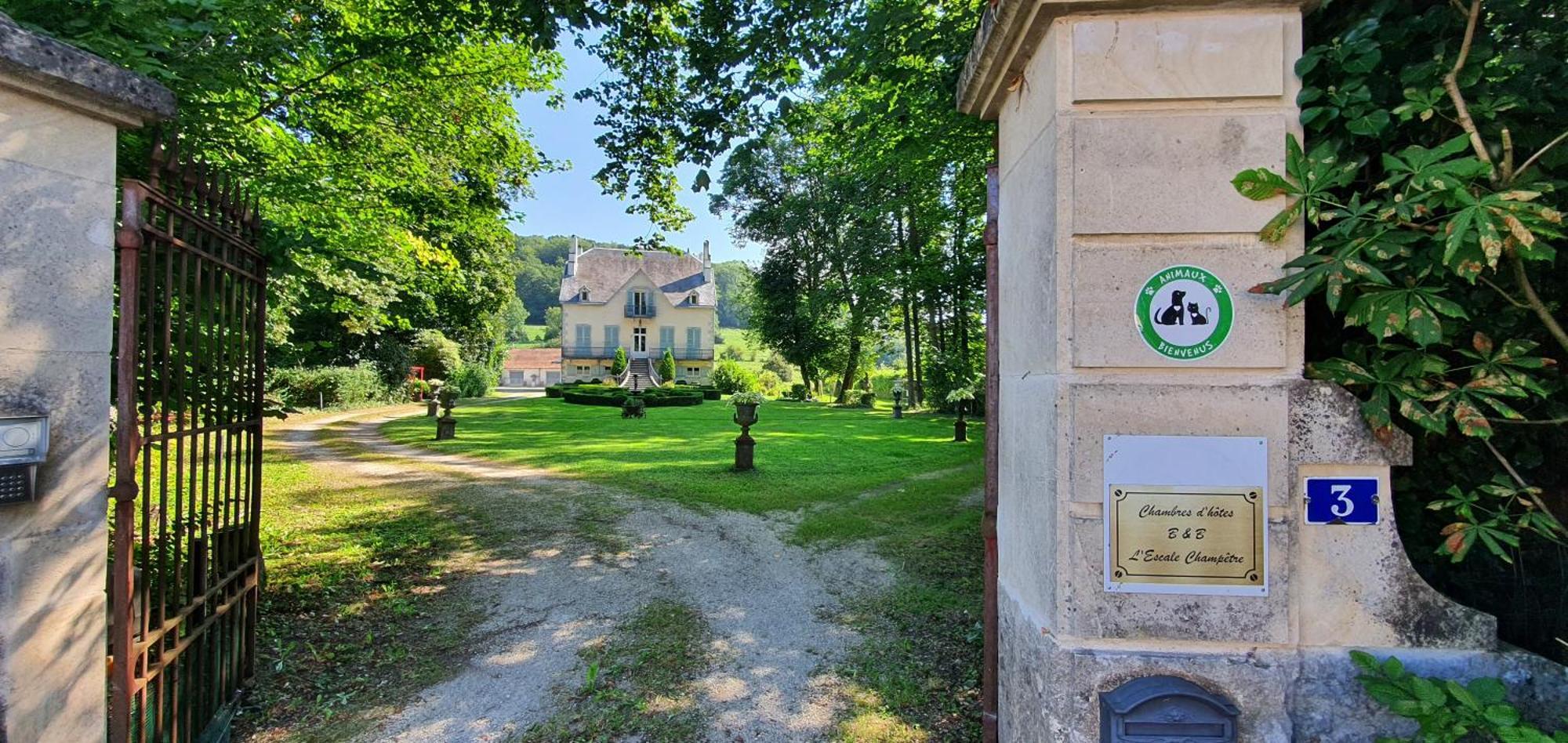 L'Escale Champetre Bed and Breakfast Culmont Buitenkant foto